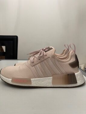 ADIDAS  NMD R1 WONDER QUARTZ & EARTH STRATA SNEAKERS WOMENS SIZE 8.5